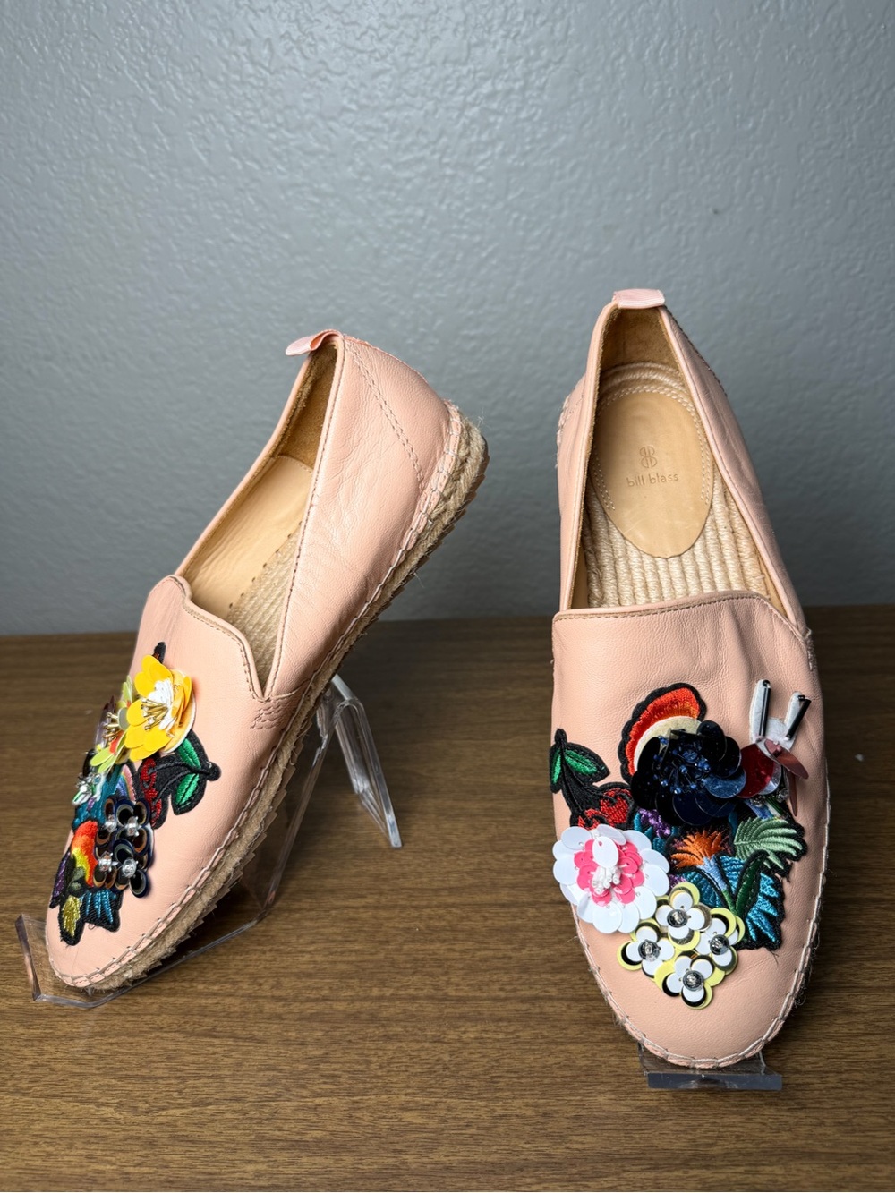 Bill Blass Floral Embellished Leather Espadrille Loafers Pink Shoes Size 9 - Picture 12 of 12
